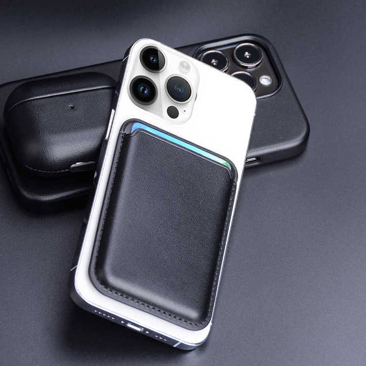 Elegante Lederhülle mit Magnetkartenhalter™
